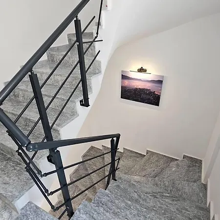 Riverside Suits- 7 Ile Evinizde Gibi Apartmán